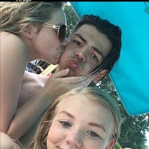 Meet your Posher, Andrew